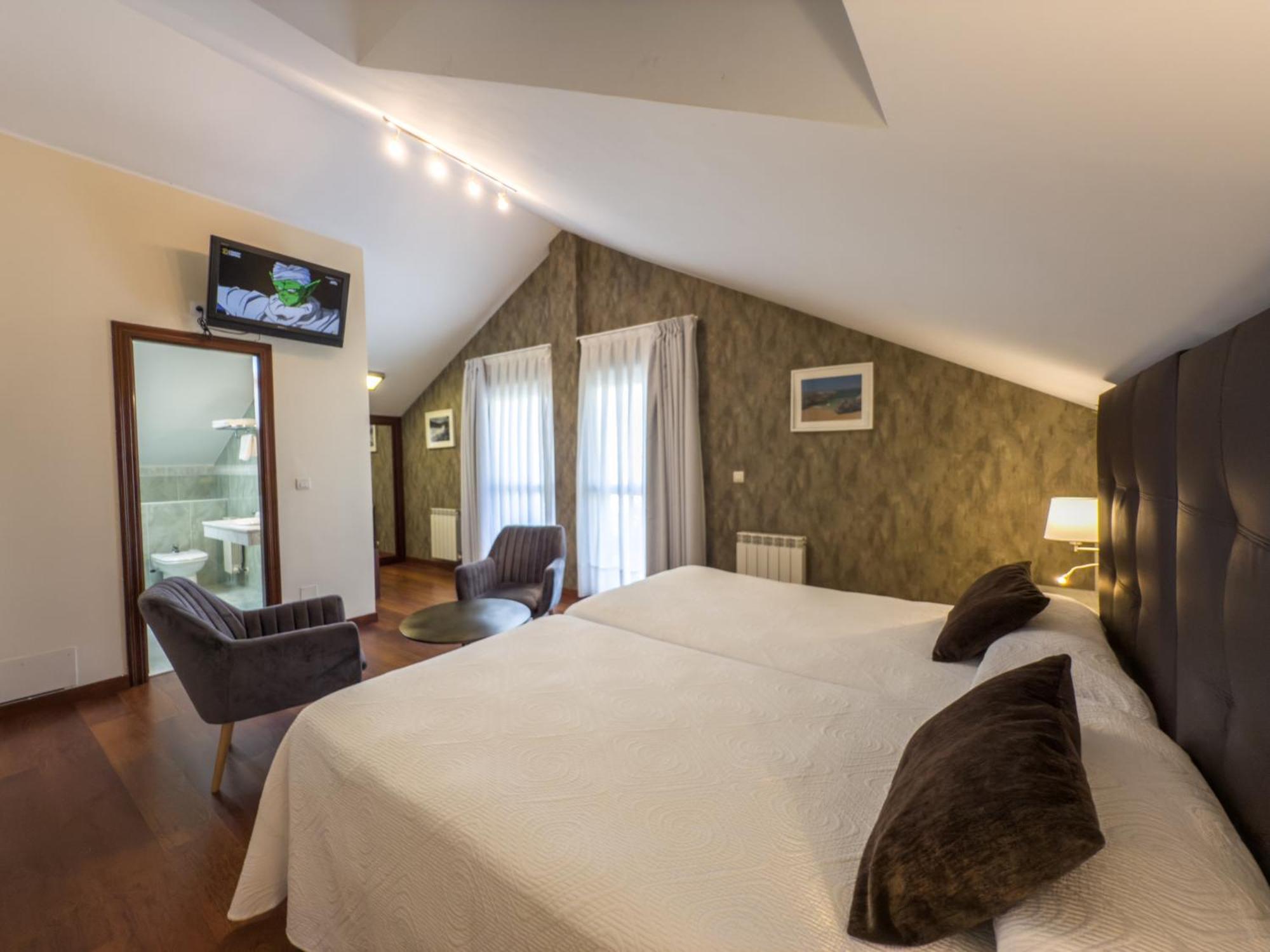 Hotel Verdemar Ribadesella Esterno foto