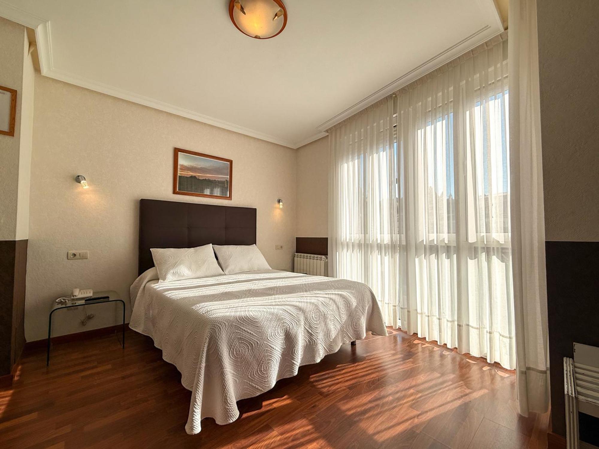 Hotel Verdemar Ribadesella Esterno foto